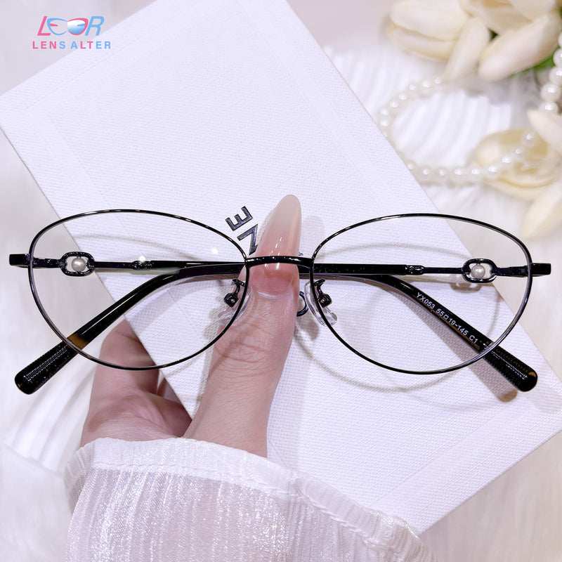 Hima Eyeglasses
