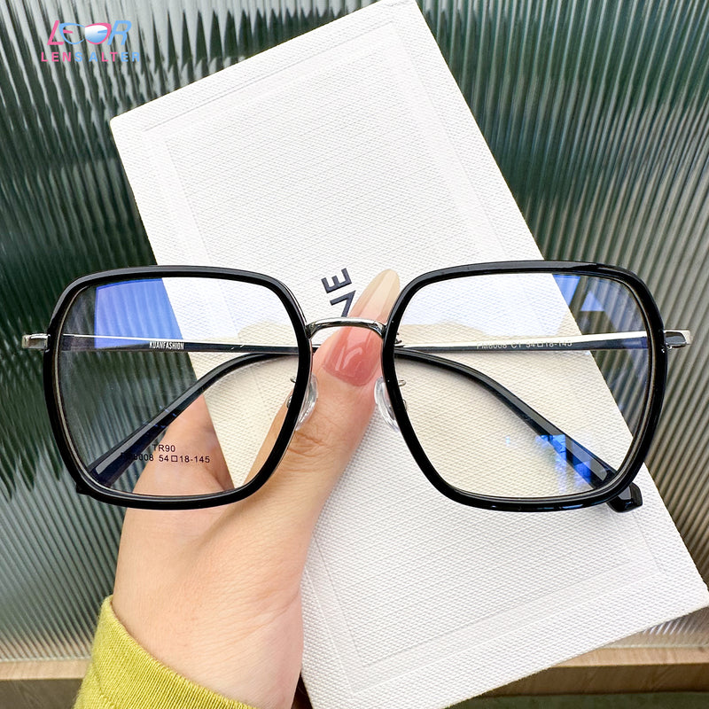 Soe Eyeglasses