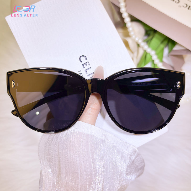 Cadena para gafas con puntos negros