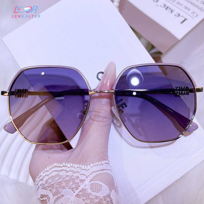 النظارات الشمسية العاجية