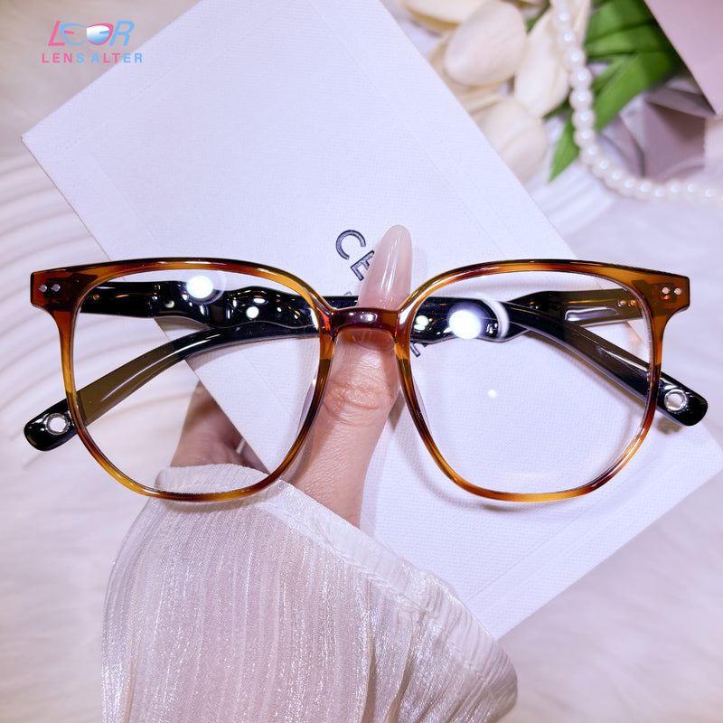 Riyara Eyeglasses