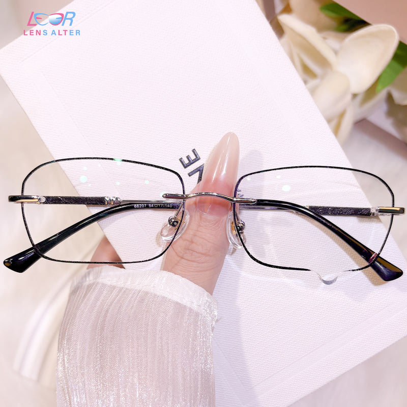 Lira Eyeglasses