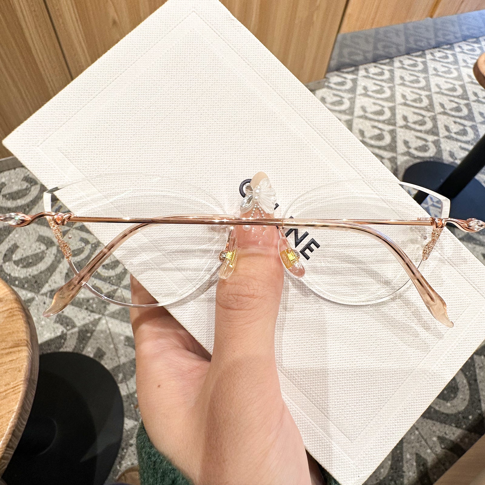 KIRA(=^・・^=) Kira Cat Eyes Rimless Eyeglasses For Women | LensAlter.com