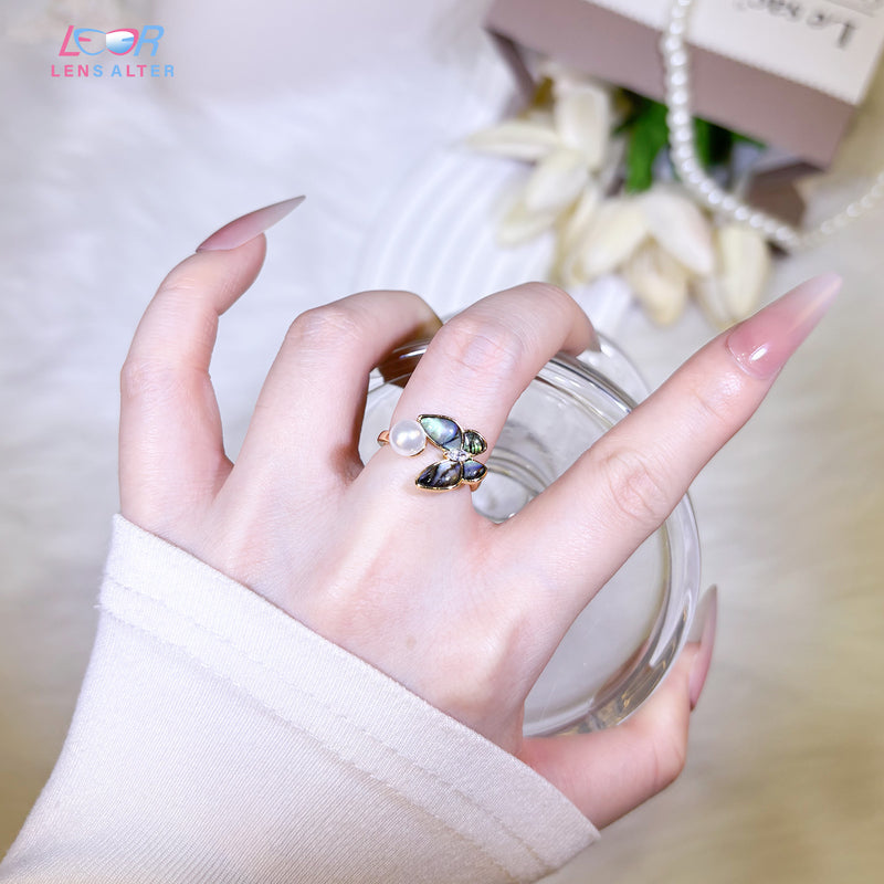 Cadena para gafas con puntos negros