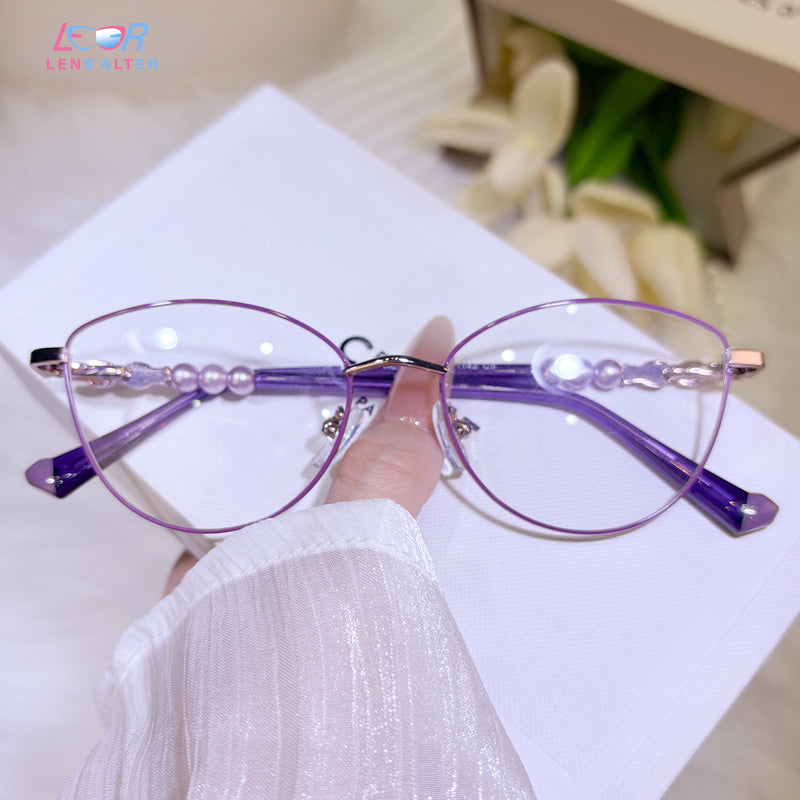 Naula Eyeglasses