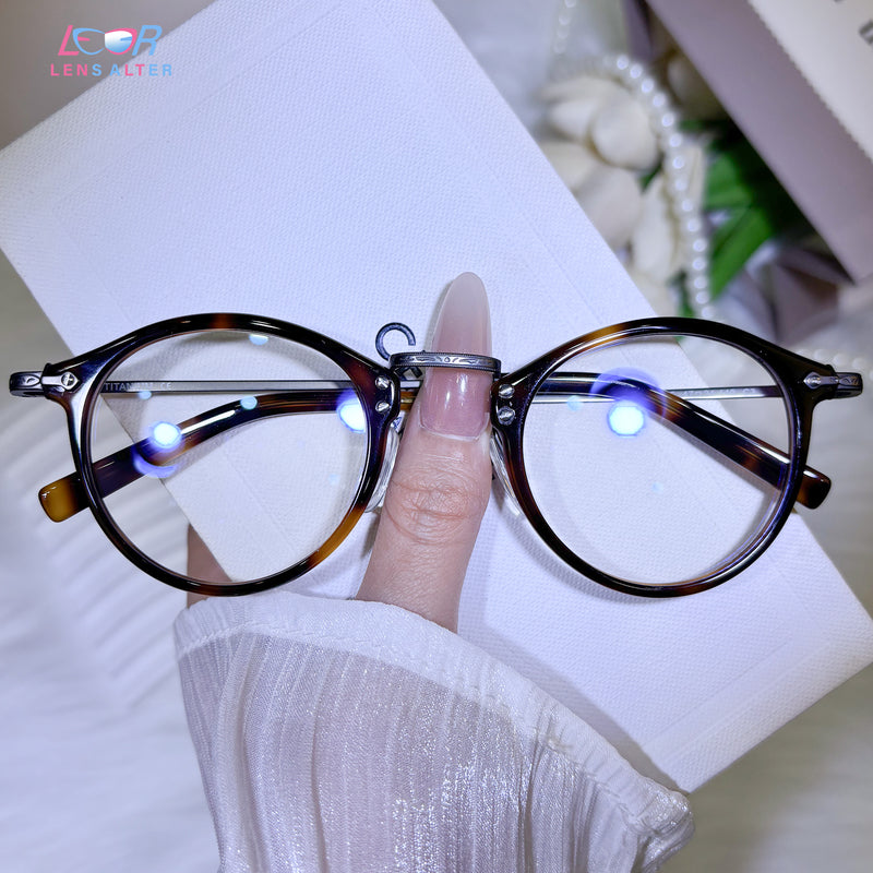 Cormac Eyeglasses